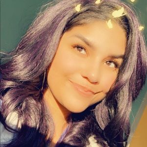 Meet your Posher, Viviana